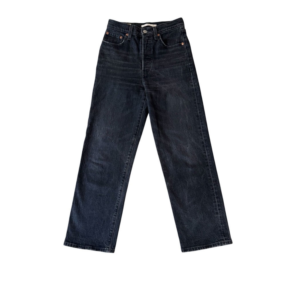LEVI’s BIG “E” - Picture 2 of 3